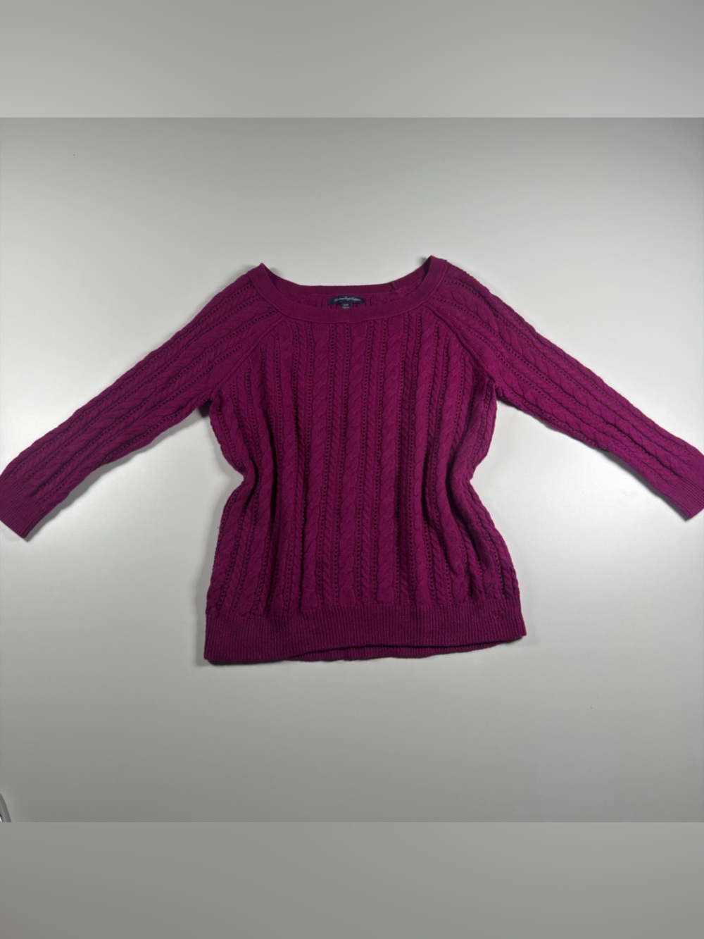 American Eagle Cable-Knit Women's Sweater in Magenta Size XS